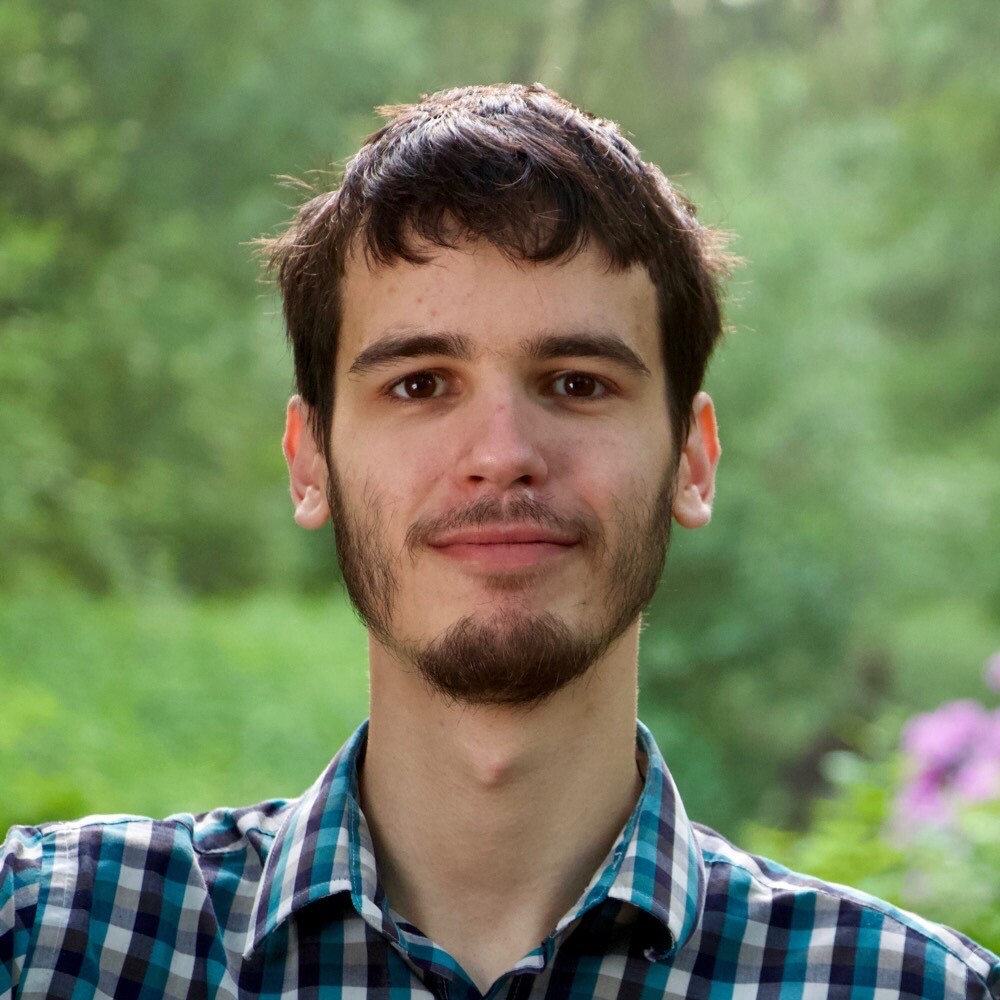 Alex Bouma photo